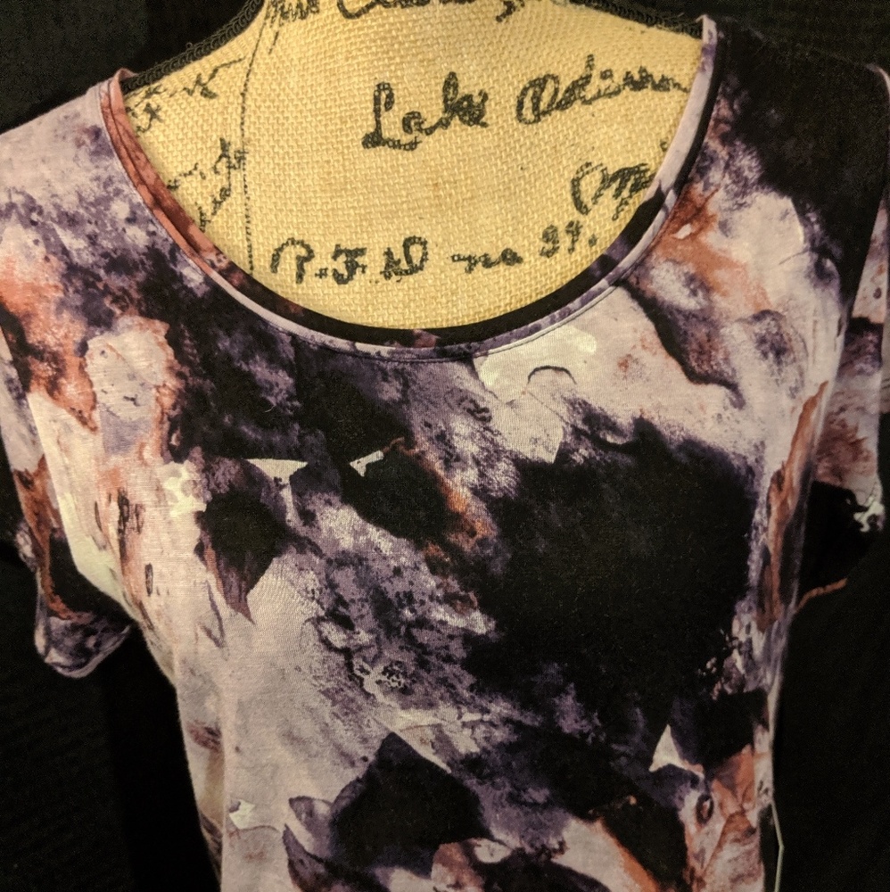 Vera Wang size M top